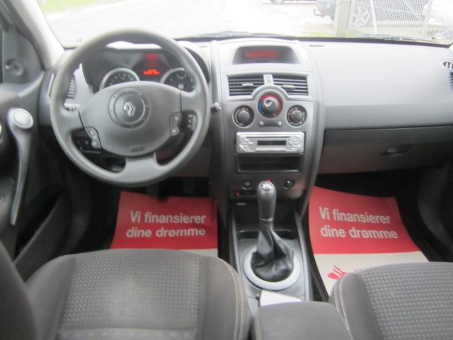 Renault Megane II 1,6 Dynamique st.car